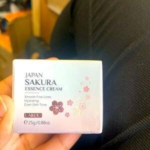 Sakura Essence Cream Facial Moisturizer,Hydrating Face Cream  Sodium Hyaluronate